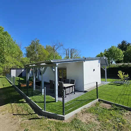 Anton & Charlotte Casa vacanze Schwarz (Mecklenburgische Seenplatte)